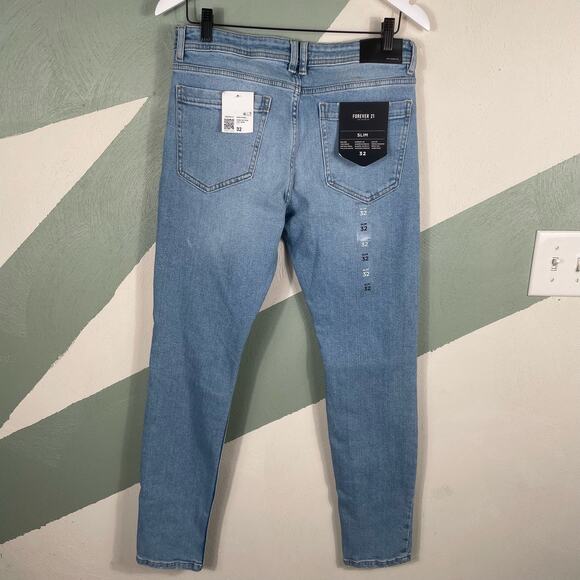 Forever 21 Jeans Men Size 32 Mid Rise Narrow Hip Slim Leg Light Denim - Picture 13 of 13